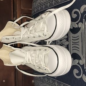 Stacked heel High Top Converse